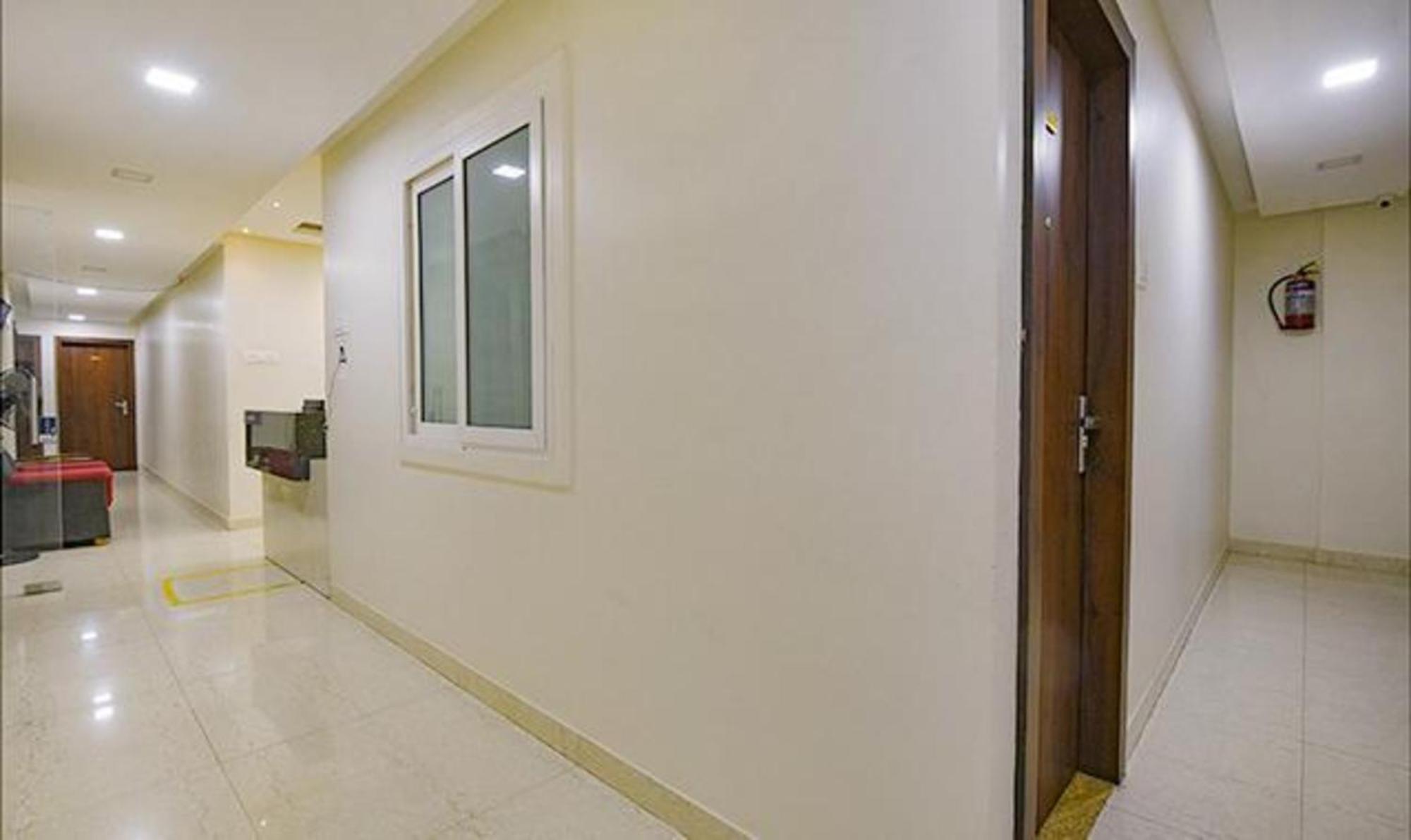 העיר בנגלור Fabexpress Purple Suites Inn מראה חיצוני תמונה