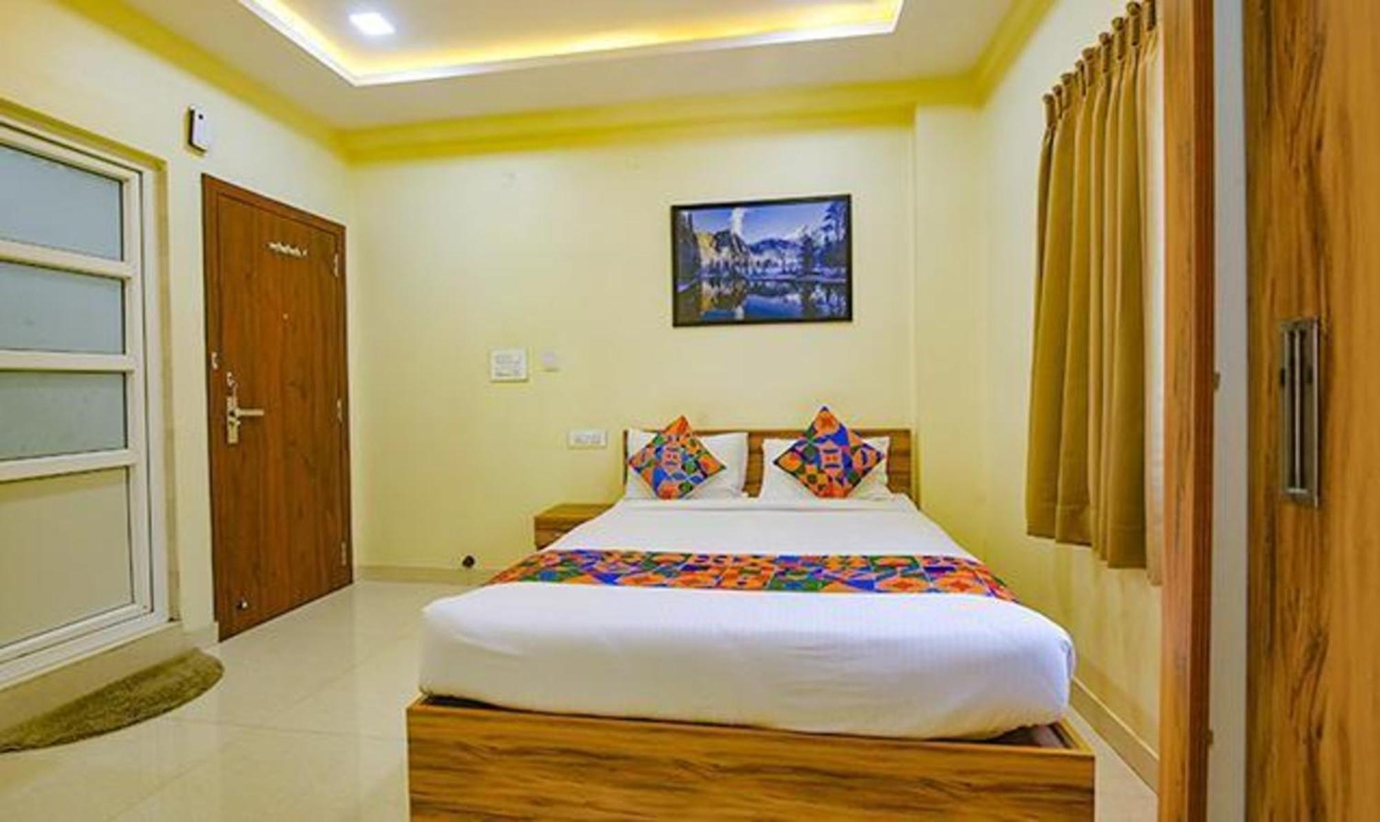 העיר בנגלור Fabexpress Purple Suites Inn מראה חיצוני תמונה