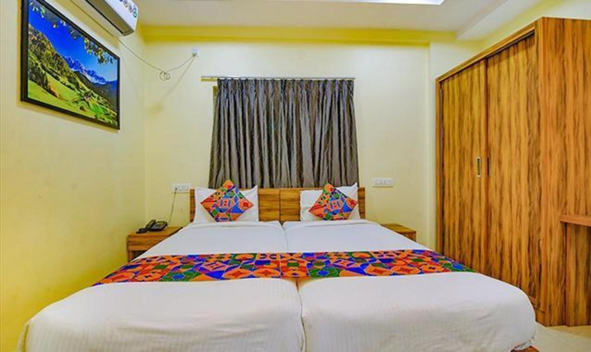 העיר בנגלור Fabexpress Purple Suites Inn מראה חיצוני תמונה