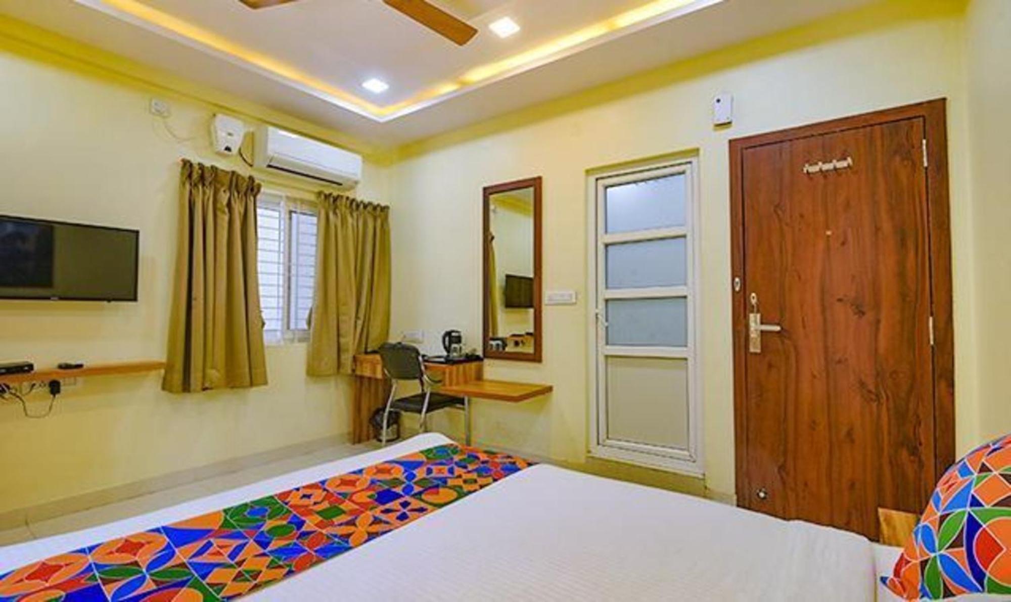 העיר בנגלור Fabexpress Purple Suites Inn מראה חיצוני תמונה