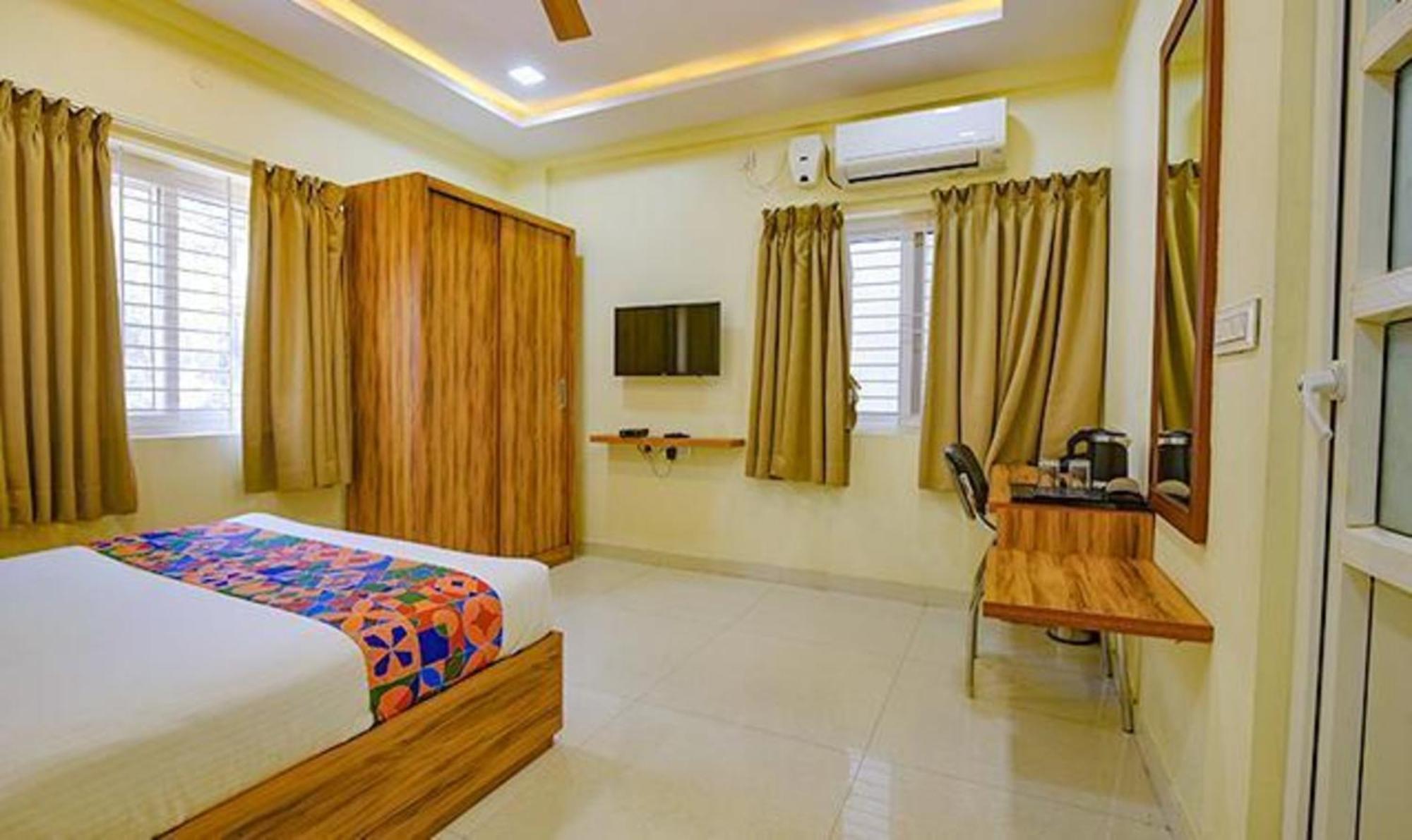 העיר בנגלור Fabexpress Purple Suites Inn מראה חיצוני תמונה